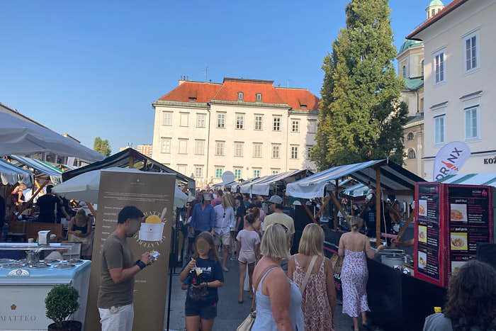 Offene Küche Odprta kuhna Ljubljana