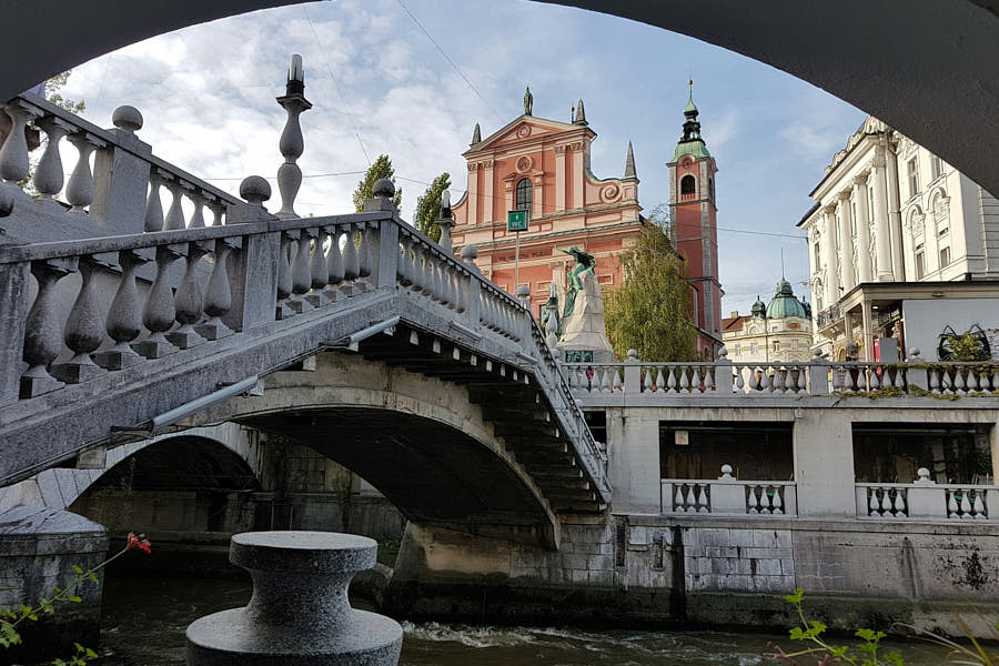 Tromostovje Ljubljana