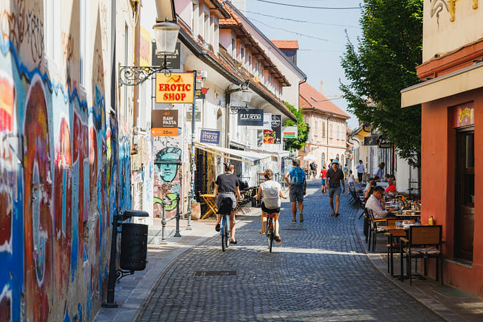 Ljubljana Fahrradfahrer autofreie Innenstadt